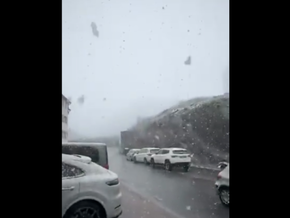 August bringt Wintereinbruch in den Dolomiten - Video