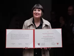 Paul-Flora-Preis an Margarethe Drexel überreicht
