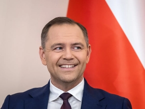 Polens neuer Präsident Karol Nawrocki legt Amtseid ab