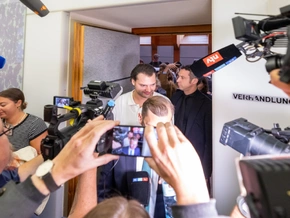 Ochsenknecht wartet noch auf Reisepass