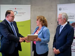 Südtiroler Sanitätsbetrieb für Familienfreundlichkeit ausgezeichnet