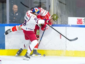 Foxes beginnen ICE Hockey League mit einer Niederlage
