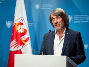 Gemeinschaftshäuser auch für Eppan und Mals