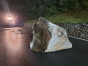 Felsbrocken donnert auf Timmelsjochstraße