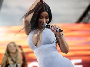 Cardi B lehnt Super-Bowl-Auftritt zunächst ab
