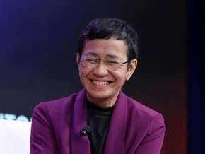 Friedensnobelpreisträgerin Ressa sieht Demokratie gefährdet