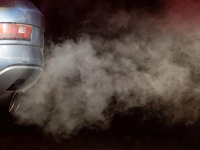 Greenpeace: Mehrkosten für Autofahrer ohne Verbrenner-Aus