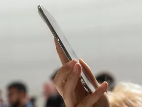 Neues von Apple: Schlankes iPhone Air und 17 Pro in Orange