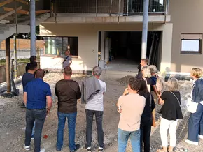 Naturns: Gemeinderat besucht Kindergartenbaustelle