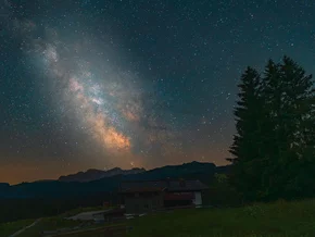 Eine Nacht für die Dunkelheit und den Sternenhimmel