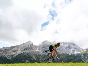 Große Vintage-Ausfahrt im Herzen der Dolomiten