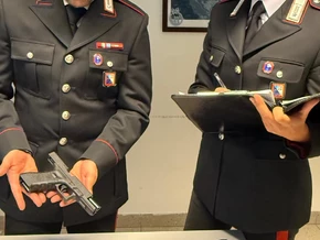 Schweizer Privatdetektiv in Vintl mit illegaler Pistole erwischt