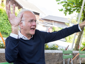 Harald Schmidt hält Trump für “genialen Entertainer”