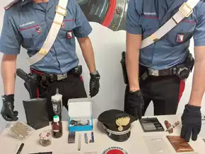 Brixen: Junger Dealer betreibt Drogenbazar