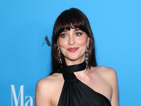Dakota Johnson lernte positives Körpergefühl von der Mutter