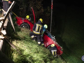 Porsche-Lenker hat bei Unfall in Ulten großes Glück