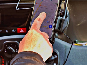 Ein Fingertipp und ihr seid schon fast da