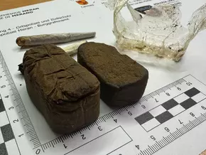 Meraner Stadtpolizei stoppt zwei Dealer