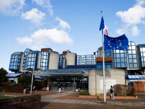 Zwei Polizisten in Frankreich unter Vergewaltigungsverdacht