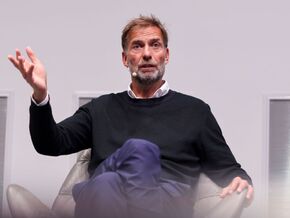 Klopp über Liverpool-Comeback: “Theoretisch ist es möglich”
