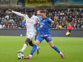 Sturm neuer Tabellenführer, Salzburg gewann Hit gegen Rapid