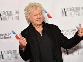 The-Moody-Blues-Bassist John Lodge tot
