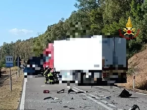 Zehn Landarbeiter in überfülltem Auto – vier tot