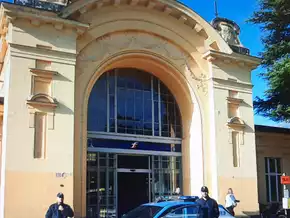 Polizei weist mehrfach vorbestraften Algerier aus