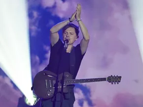 Michael Patrick Kelly legt mit “Traces” neues Album vor