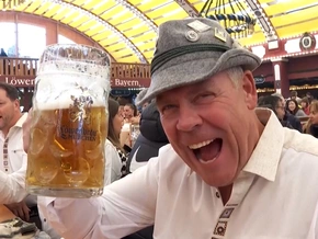 Oktoberfest: Das Bier lief in Strömen – VIDEO