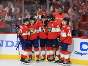 Florida Panthers eröffnen NHL-Saison mit Heimsieg