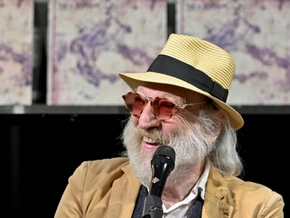 Der Erneuerer des Wienerliedes: Roland Neuwirth wird 75