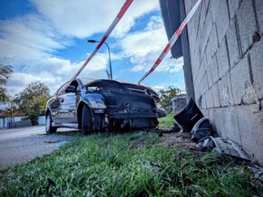 Elf Verletzte bei Unfall mit Schlepperauto im Burgenland