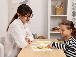 Online-Vortrag: Sprache und Autismus im Fokus