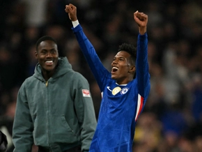 Chelsea schlägt Liverpool 2:1 – Arsenal neuer Tabellenführer