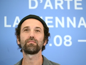 Daft-Punk-Star Bangalter legte ohne Roboterhelm in Paris auf