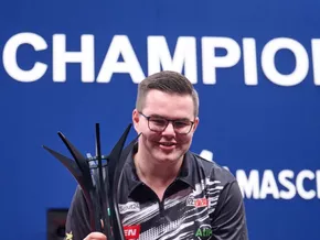 Van Veen kürt sich zum jüngsten Darts-Europameister