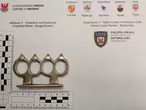 Meran: Gefährliche Waffe bei Kontrolle entdeckt