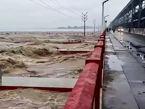 Mehr als 60 Tote bei Monsunregen in Nepal und Indien