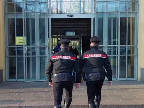 Carabinieri zeigen in Meran Schweizer Touristen an