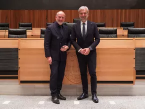 Schuler empfängt Bundesratspräsident Samt