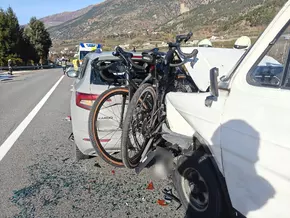 Rädersalat und ein Verletzter bei Unfall 