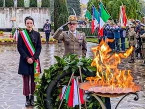 Ehre den Gefallenen aller Kriege