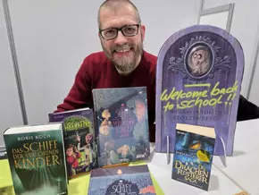 Fantasyautor Koch entführt auf Rückseite der Wirklichkeit