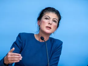 Sahra Wagenknecht gibt Parteivorsitz ab