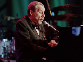 Paolo Conte zeigt seine visuelle Welt in Schau in Asti