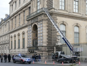 Louvre-Einbruch - Ermittler: Täter waren Kleinkriminelle