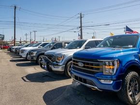 Ende von E-Auto-Prämie in USA lässt Verkäufe stark sinken