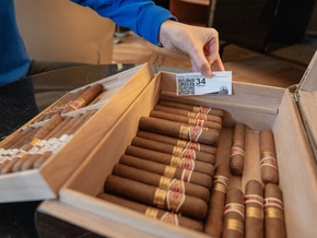 Benkos Anzüge und Zigarren-Boxen werden versteigert