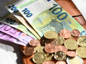 Neue EU-Regeln: Bargeld im Supermarkt und Schutz vor Betrug